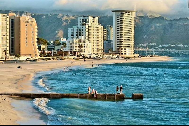 2 Bedroom Property for Sale in Strand South Western Cape